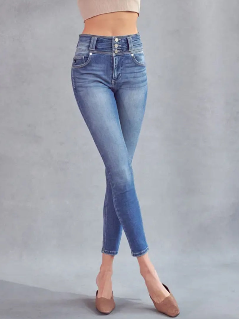 The Skinny Triple Button Kancan Jeans The Skinny Triple Button Kancan Jeans